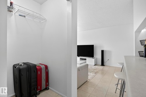 414 4220 139 Avenue, Edmonton, AB - Indoor With Storage
