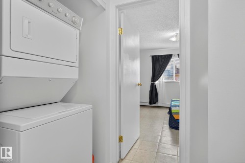 414 4220 139 Avenue, Edmonton, AB - Indoor Photo Showing Laundry Room