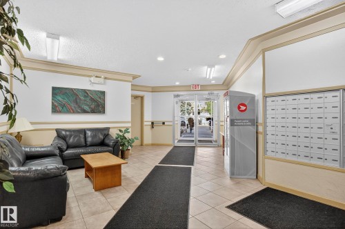 414 4220 139 Avenue, Edmonton, AB - Indoor