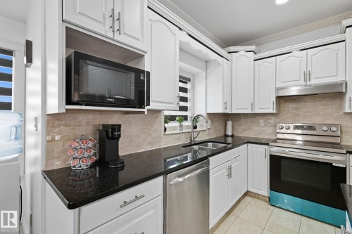 6026 164A Avenue, Edmonton, AB - Indoor Photo Showing Kitchen With Double Sink With Upgraded Kitchen
