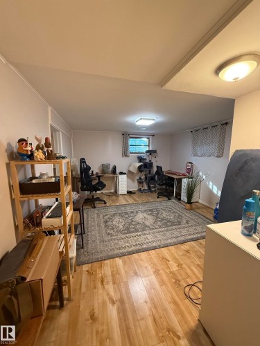 12131 65 Street, Edmonton, AB - Indoor Photo Showing Other Room