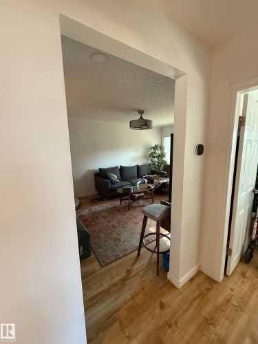 12131 65 Street, Edmonton, AB - Indoor Photo Showing Other Room