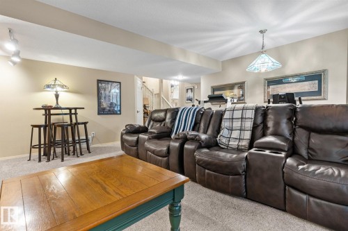 47 1130 Falconer Road, Edmonton, AB - Indoor Photo Showing Living Room