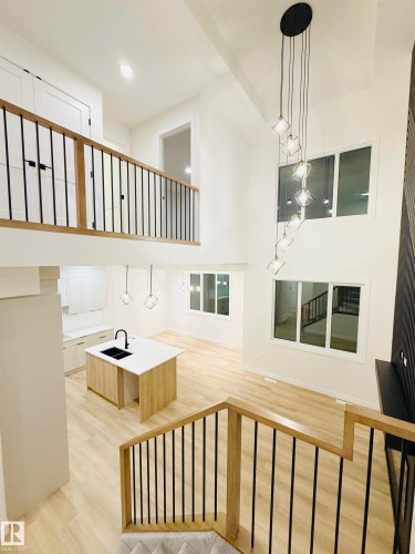 3154 Magpie Way, Edmonton, AB - Indoor Photo Showing Other Room