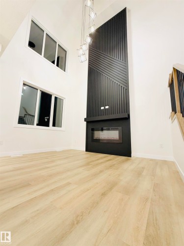 3154 Magpie Way, Edmonton, AB - Indoor With Fireplace
