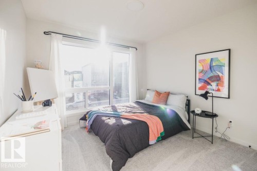 17326 98A Street, Edmonton, AB - Indoor Photo Showing Bedroom