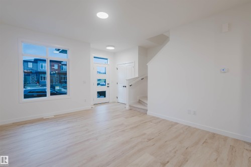 7 Cobblestone Gate, Spruce Grove, AB - Indoor Photo Showing Other Room