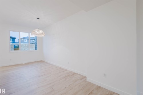 7 Cobblestone Gate, Spruce Grove, AB - Indoor Photo Showing Other Room