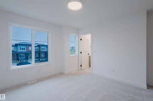 7 Cobblestone Gate, Spruce Grove, AB - Indoor Photo Showing Other Room