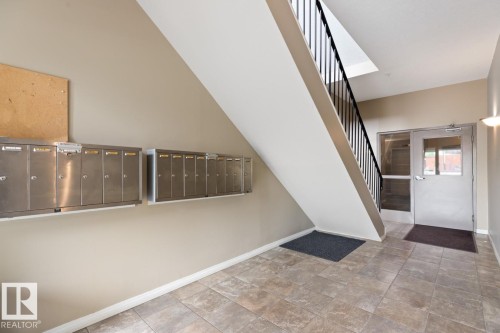 202 9905 81 Avenue, Edmonton, AB - Indoor Photo Showing Other Room