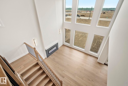 7095 Kiviaq Crescent, Edmonton, AB - Indoor Photo Showing Other Room