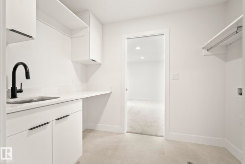 7095 Kiviaq Crescent, Edmonton, AB - Indoor