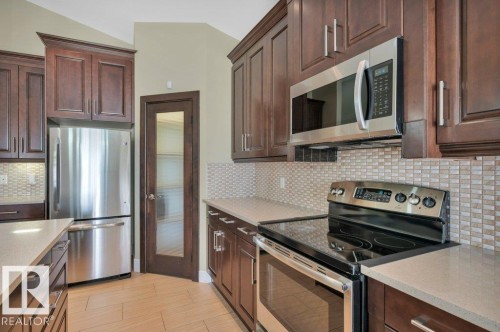 6221 167A Avenue, Edmonton, AB - Indoor Photo Showing Kitchen With Upgraded Kitchen