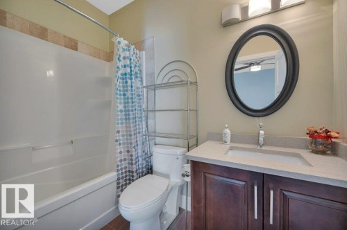 6221 167A Avenue, Edmonton, AB - Indoor Photo Showing Bathroom