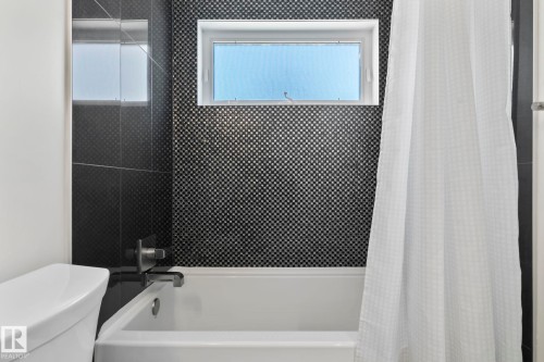 14041 101A Avenue, Edmonton, AB - Indoor