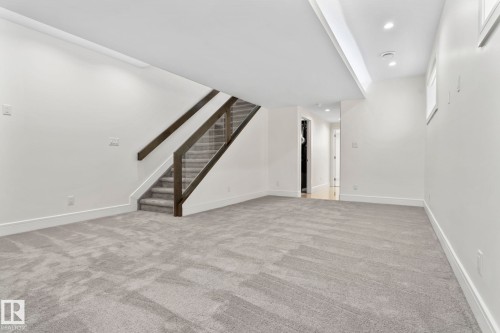 14041 101A Avenue, Edmonton, AB - Indoor Photo Showing Other Room