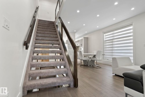 14041 101A Avenue, Edmonton, AB - Indoor Photo Showing Other Room