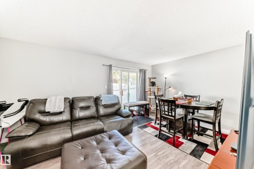 53 Lakewood Village, Edmonton, AB - Indoor Photo Showing Living Room
