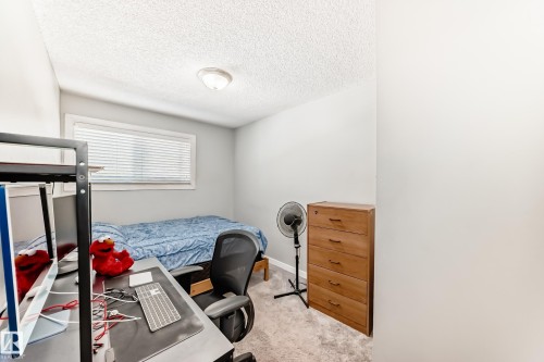 53 Lakewood Village, Edmonton, AB - Indoor
