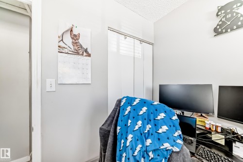 53 Lakewood Village, Edmonton, AB - Indoor