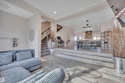 804 Berg Loop, Leduc, AB - Indoor