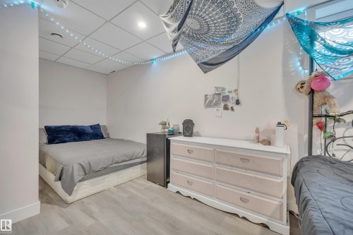 804 Berg Loop, Leduc, AB - Indoor Photo Showing Bedroom