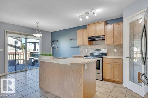 128 Southfork Drive, Leduc, AB - Indoor Photo Showing Kitchen