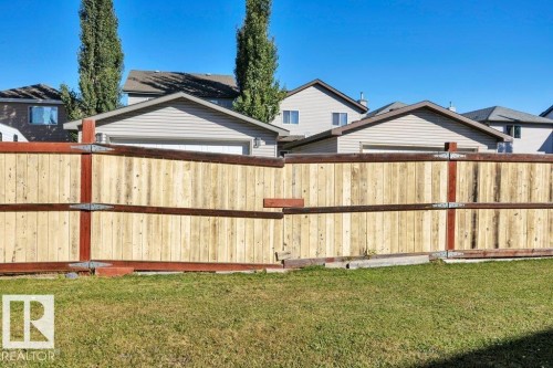 128 Southfork Drive, Leduc, AB - Outdoor