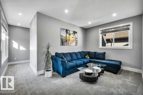 4405 Triomphe Gate, Beaumont, AB - Indoor Photo Showing Living Room