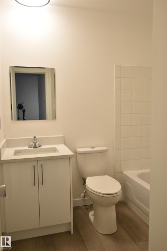 303 12921 127 Street, Edmonton, AB - Indoor Photo Showing Bathroom