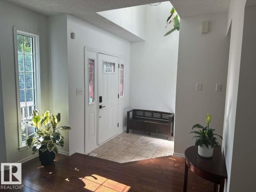 10020 97 Avenue, Edmonton, AB - Indoor Photo Showing Other Room