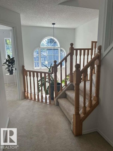 10020 97 Avenue, Edmonton, AB - Indoor Photo Showing Other Room