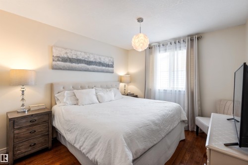 12803 47 Street, Edmonton, AB - Indoor Photo Showing Bedroom
