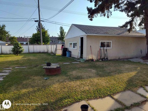 16165 109 Avenue Nw, Edmonton, AB - Outdoor