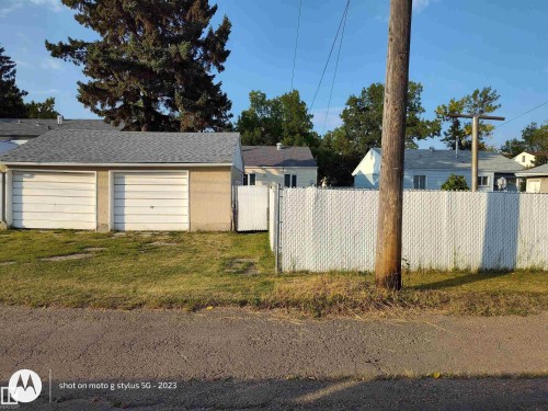 16165 109 Avenue Nw, Edmonton, AB - Outdoor