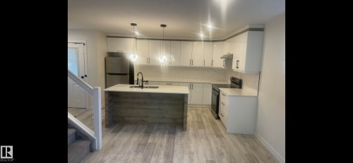 12936 69 Street, Edmonton, AB - Indoor Photo Showing Kitchen