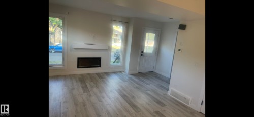 12936 69 Street, Edmonton, AB - Indoor With Fireplace