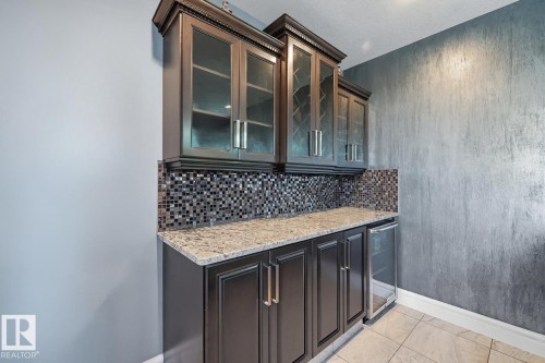 1806 Adamson Point(E), Edmonton, AB - 