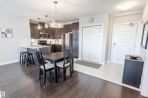 307 5151 Windermere Boulevard Nw, Edmonton, AB - Indoor