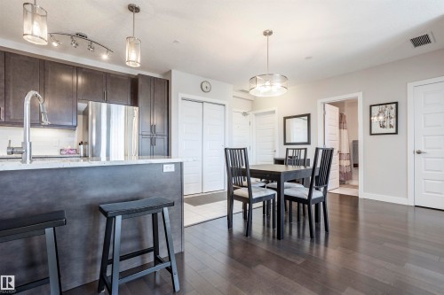307 5151 Windermere Boulevard Nw, Edmonton, AB - Indoor Photo Showing Dining Room