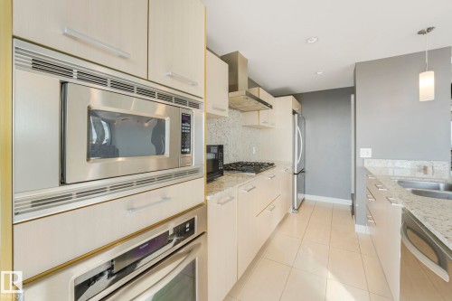 706 2606 109 Street, Edmonton, AB - Indoor Photo Showing Kitchen With Double Sink With Upgraded Kitchen
