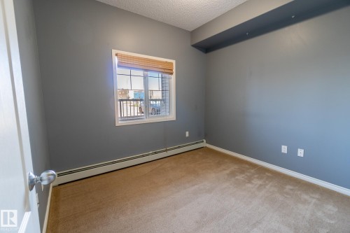 118 16807 100 Avenue, Edmonton, AB - Indoor Photo Showing Other Room