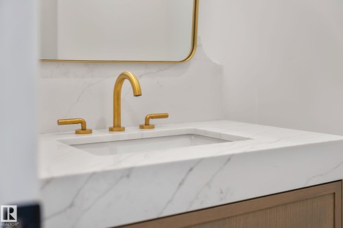 4706 Knight Close, Edmonton, AB - Indoor