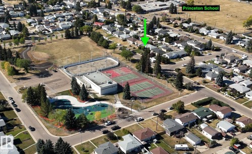 7512 129A Avenue Nw, Edmonton, AB -  With View