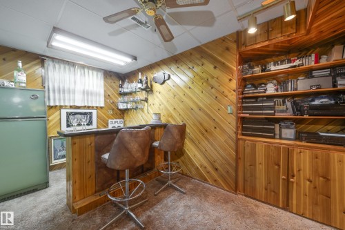 7512 129A Avenue Nw, Edmonton, AB - Indoor