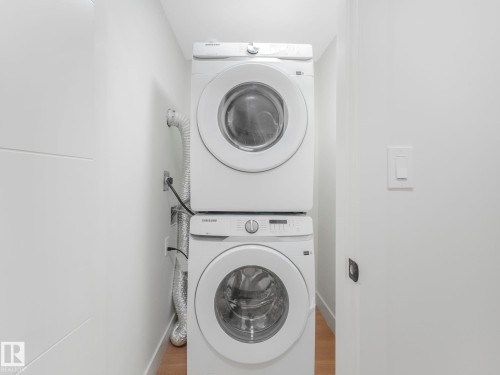 10963 129 Street, Edmonton, AB - Indoor Photo Showing Laundry Room