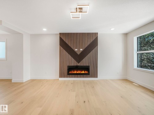 10963 129 Street, Edmonton, AB - Indoor With Fireplace