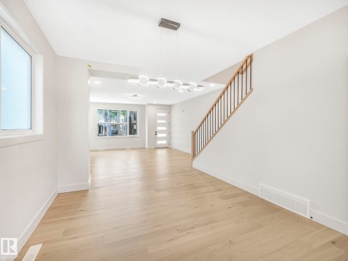 10963 129 Street, Edmonton, AB - Indoor Photo Showing Other Room