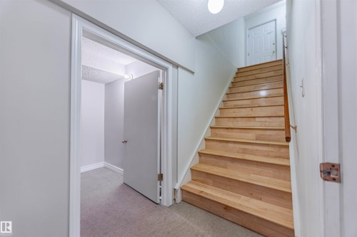 1602 106 Street, Edmonton, AB - Indoor Photo Showing Other Room