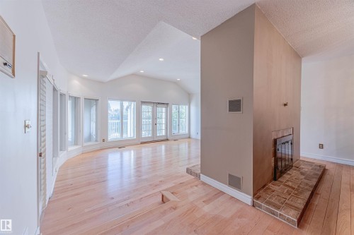 1602 106 Street, Edmonton, AB - Indoor Photo Showing Other Room